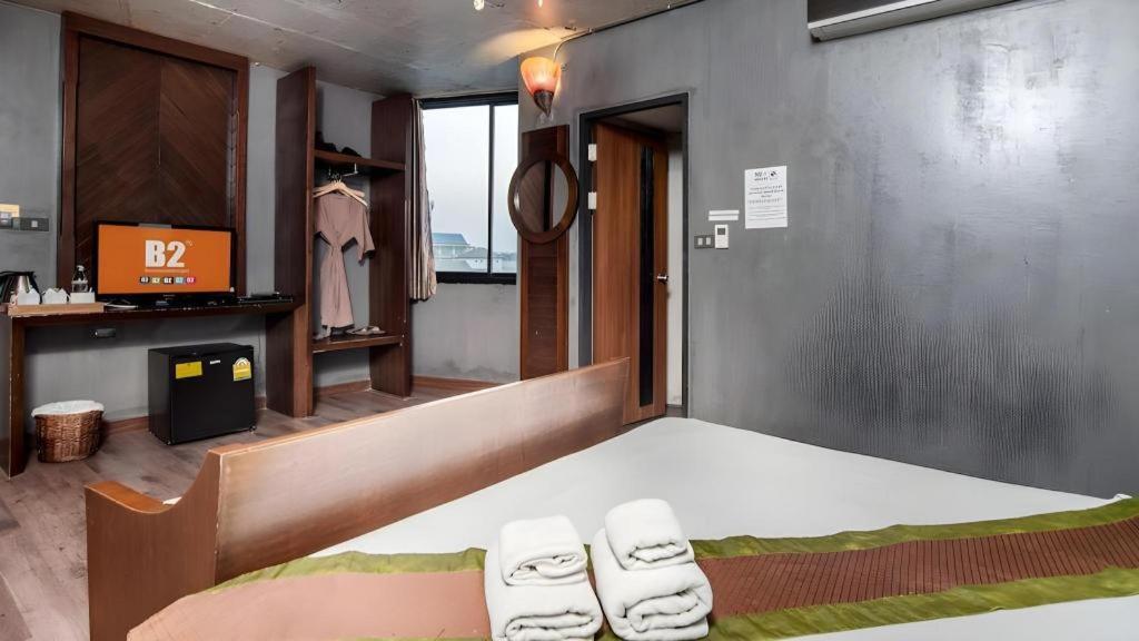 B2 Nimman Premier Hotel 3*